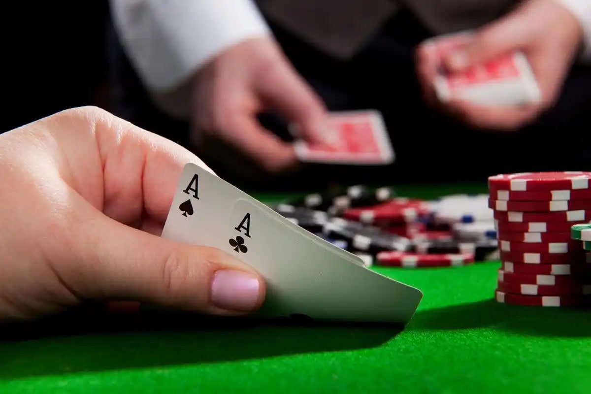 d8bwf Baccarat Gameplay – Simple Rules, Long Sessions